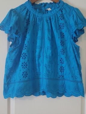 Jennifer & Grace Blue Eyelet Ruffle Sleeve Top Size L